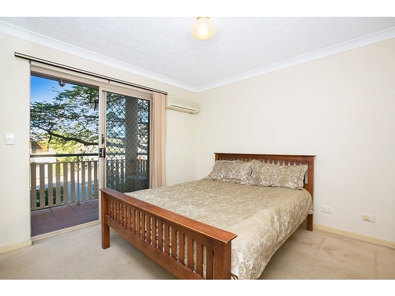 2/6 Elliott Street, Clayfield QLD 4011