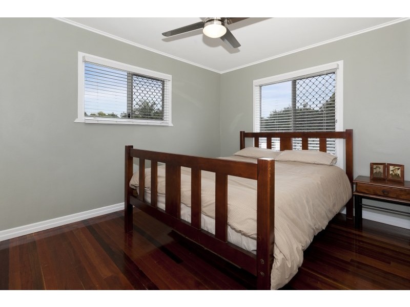 12 Olivella Street, Mansfield QLD 4122