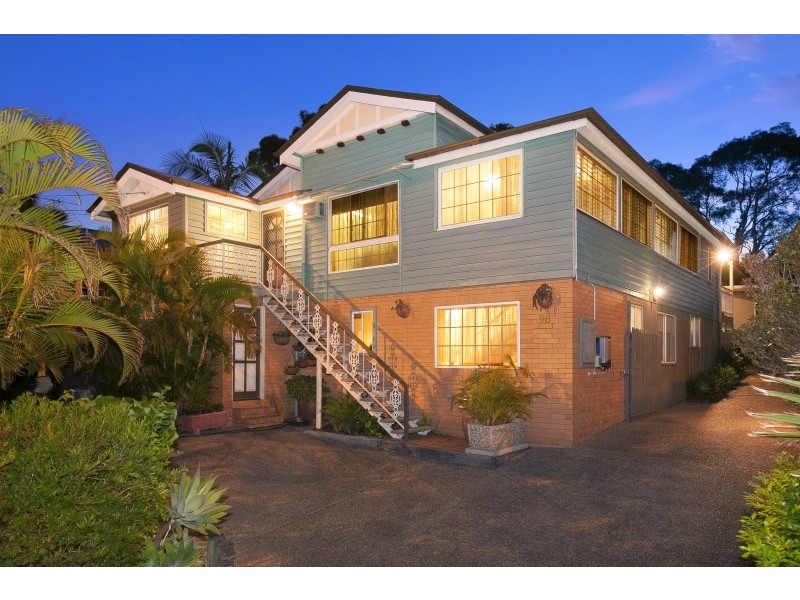 98 Stewart Road, Ashgrove QLD 4060