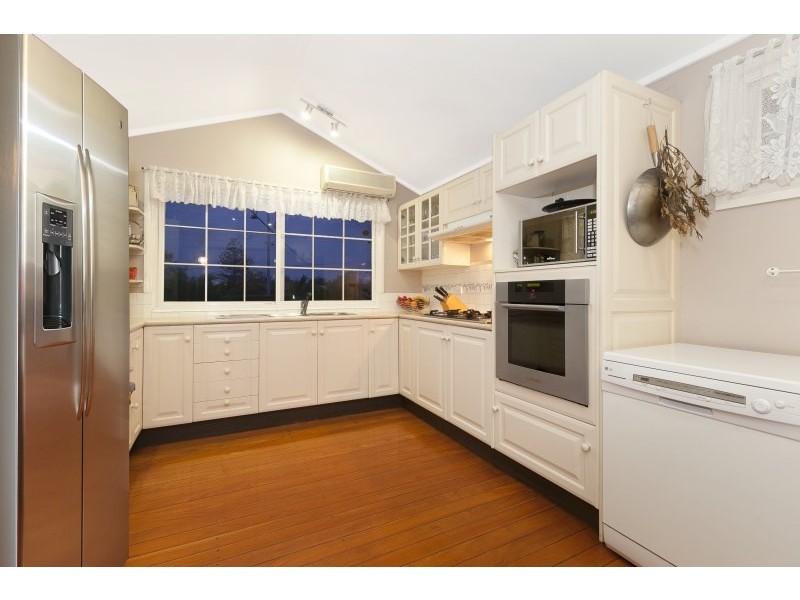 98 Stewart Road, Ashgrove QLD 4060