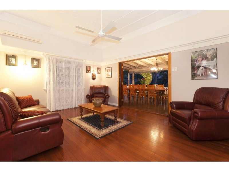 98 Stewart Road, Ashgrove QLD 4060