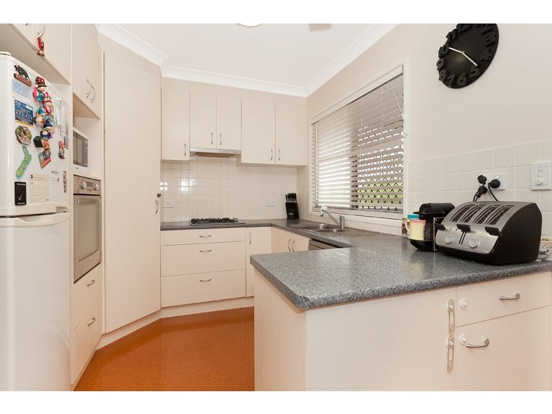 54 Lomatia Street, Everton Hills QLD 4053