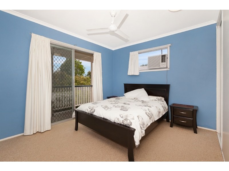 54 Lomatia Street, Everton Hills QLD 4053