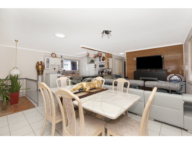 2 Chermside Street, Grange QLD 4051