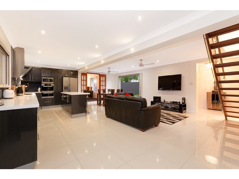1 Bulan Street, Westlake QLD 4074