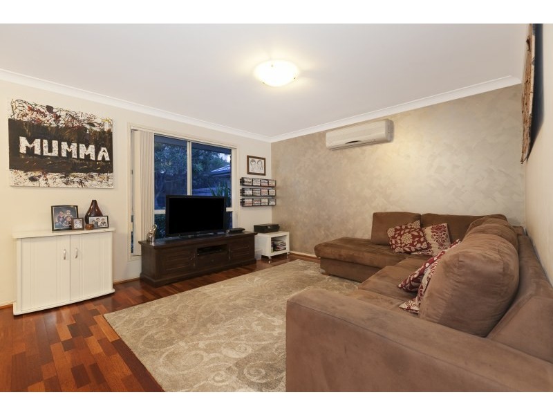 10 Monaghan Crescent, North Lakes QLD 4509