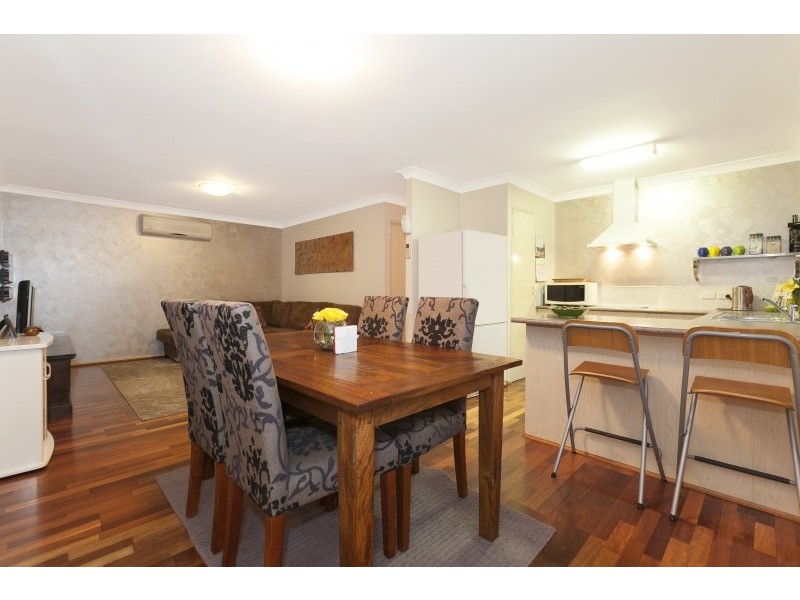 10 Monaghan Crescent, North Lakes QLD 4509