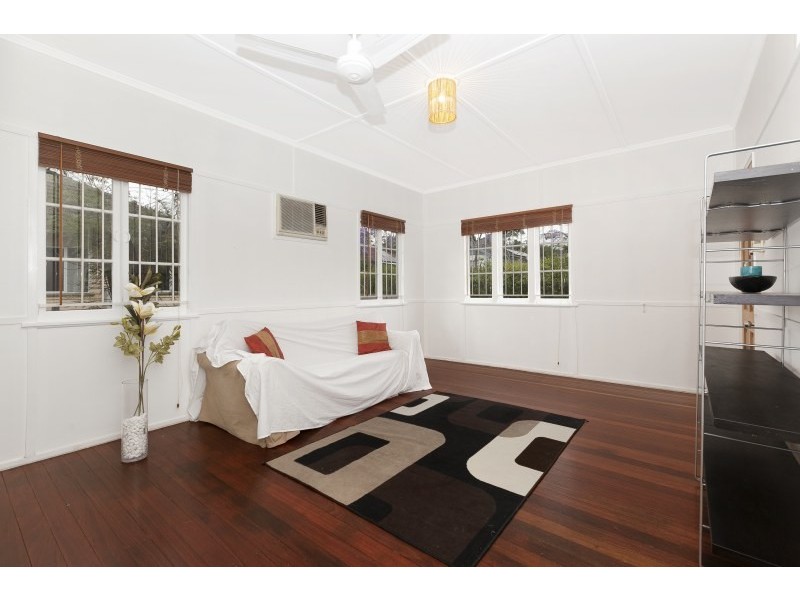 15 Doorey Street, Keperra QLD 4054