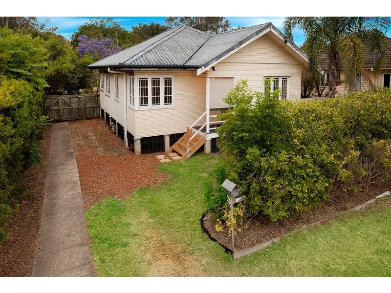 15 Doorey Street, Keperra QLD 4054