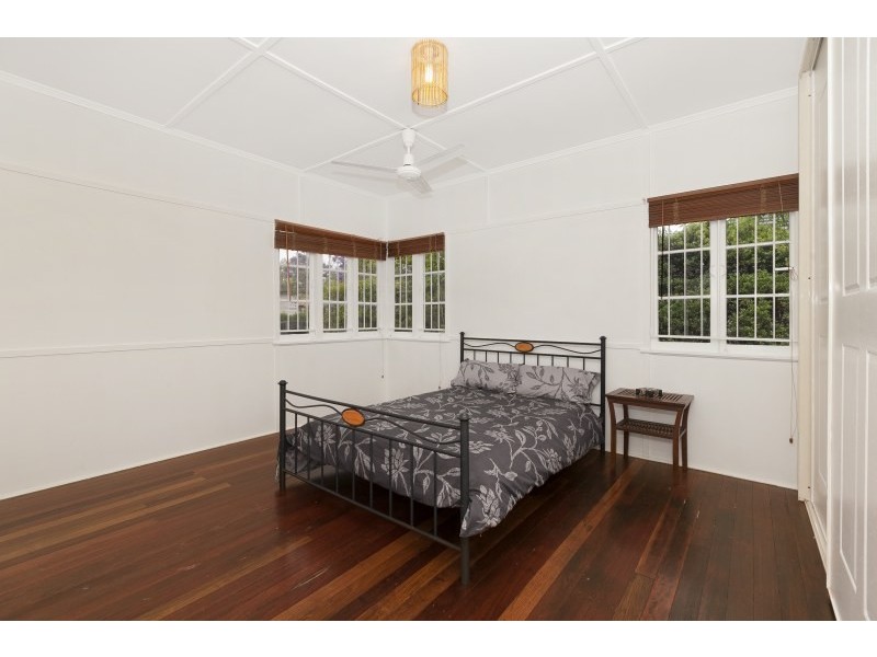 15 Doorey Street, Keperra QLD 4054