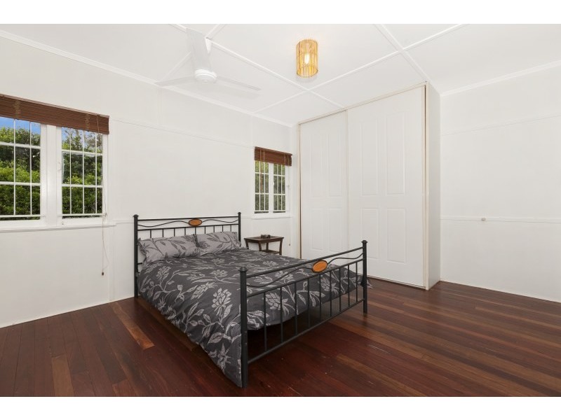 15 Doorey Street, Keperra QLD 4054