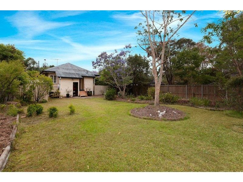 15 Doorey Street, Keperra QLD 4054