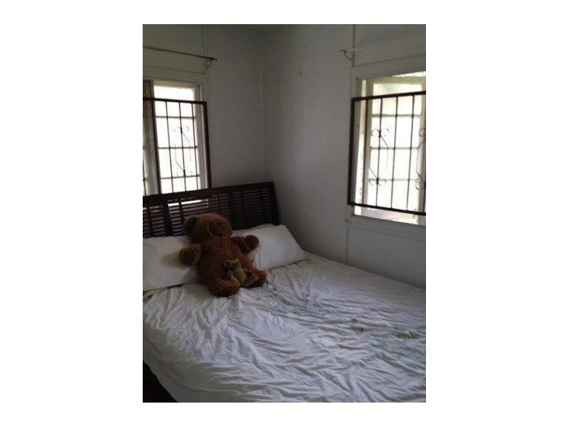 41 Agnew Street, Norman Park QLD 4170