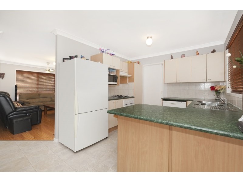 5 Creswick Place, Bellbowrie QLD 4070