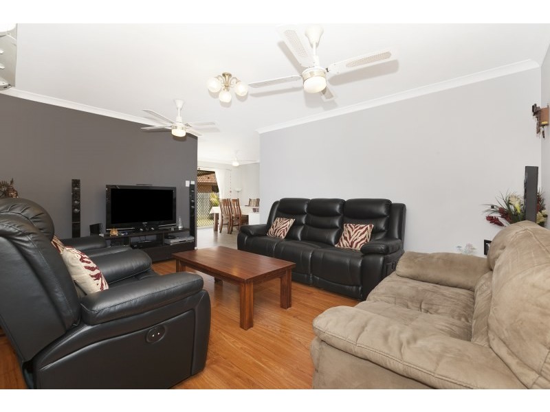 5 Creswick Place, Bellbowrie QLD 4070