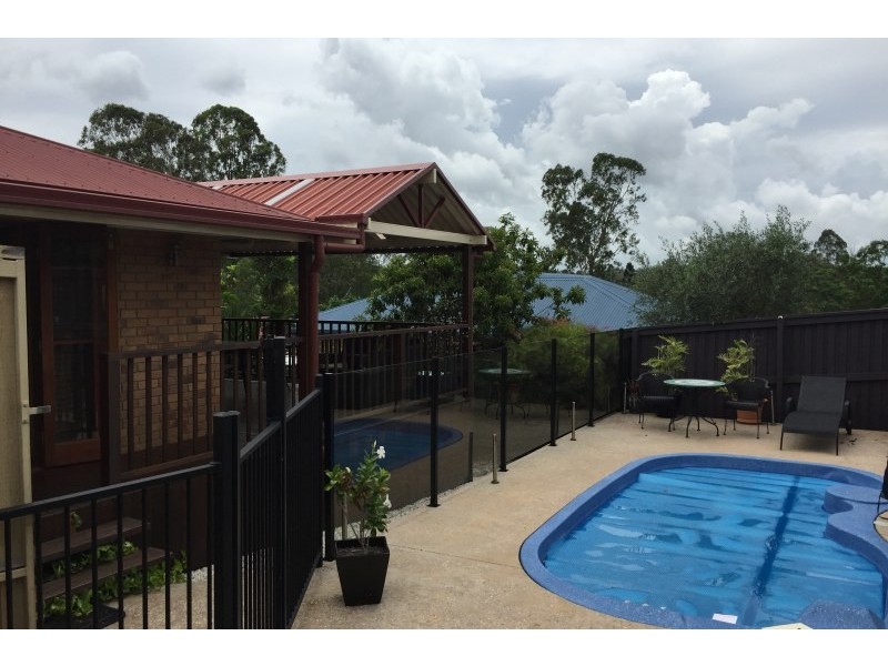 3 Taradale Close, Moggill QLD 4070