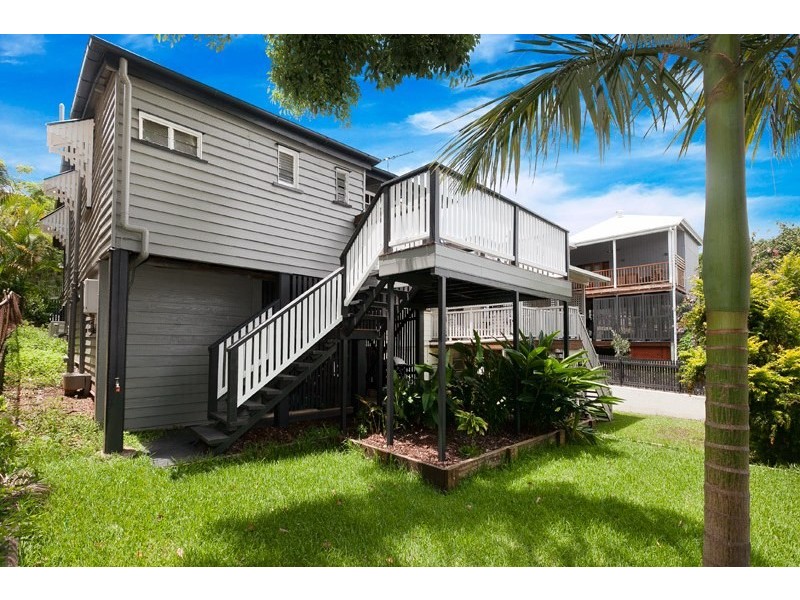 8 Ella Street, Red Hill QLD 4059