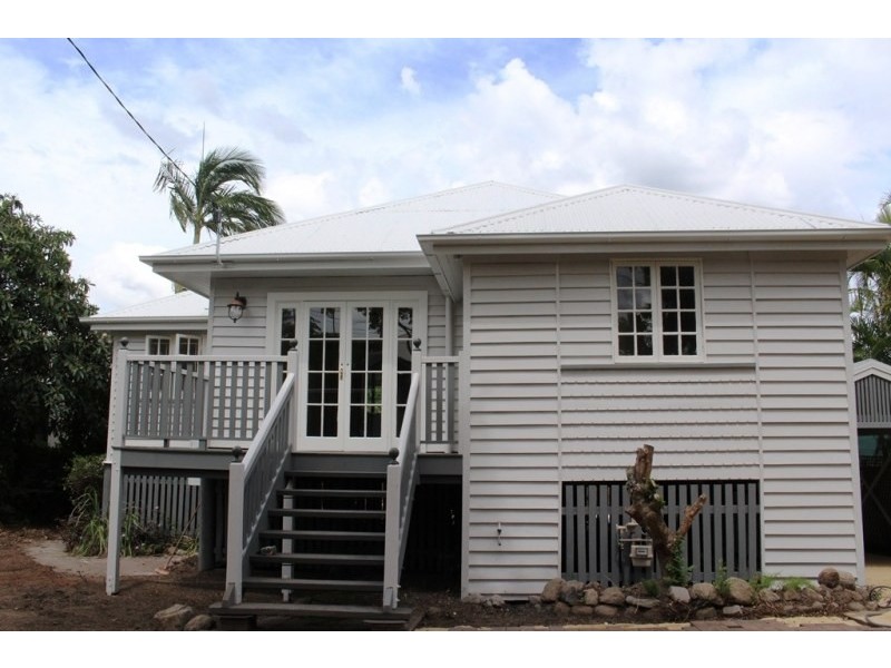 22 Murrell Street, Newmarket QLD 4051