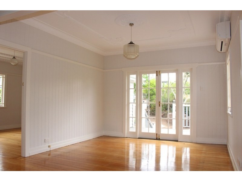 22 Murrell Street, Newmarket QLD 4051