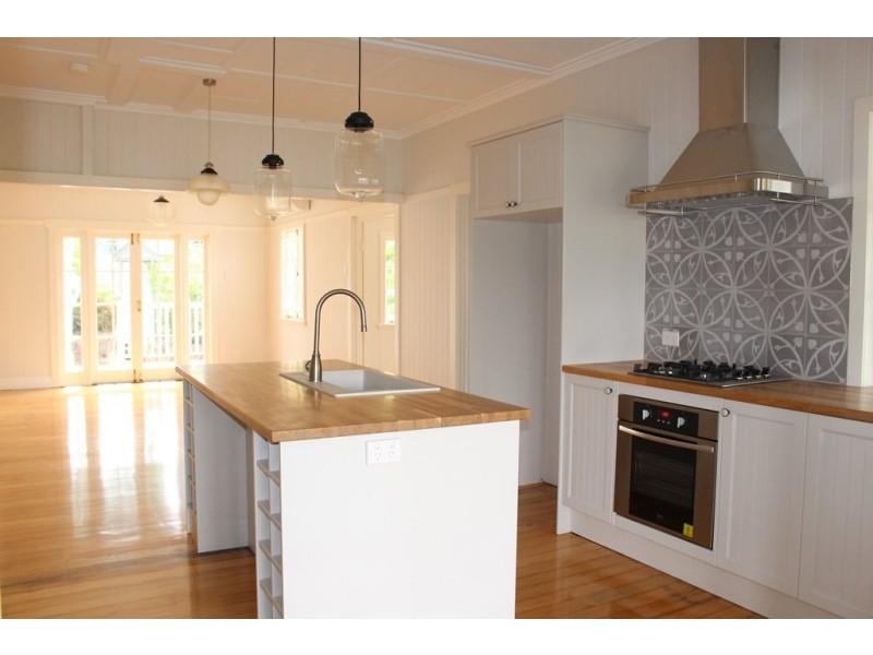 22 Murrell Street, Newmarket QLD 4051