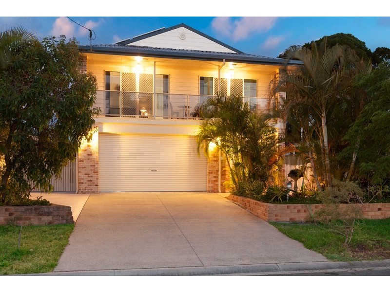 5 Hutchinson Street, Woorim QLD 4507