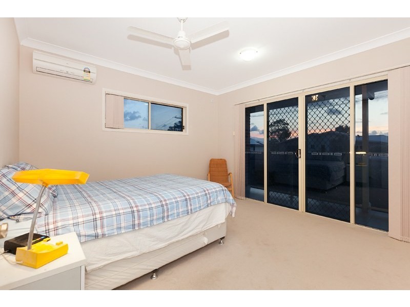 5 Hutchinson Street, Woorim QLD 4507