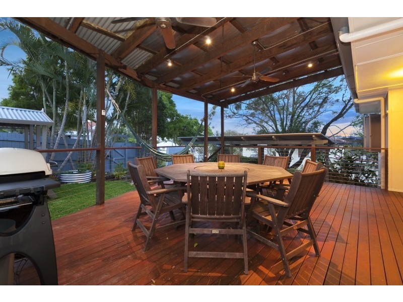 64 Heliopolis Parade, Mitchelton QLD 4053