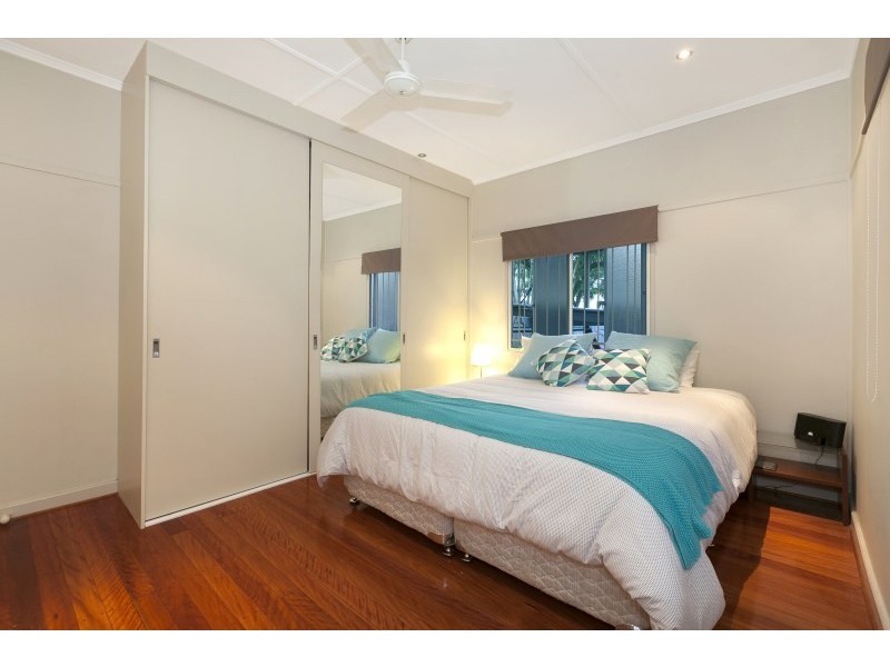 64 Heliopolis Parade, Mitchelton QLD 4053