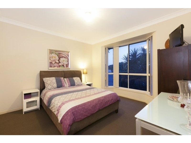 10 Monaghan Crescent, North Lakes QLD 4509