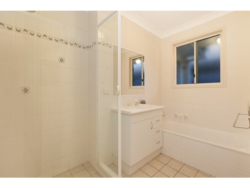 10 Monaghan Crescent, North Lakes QLD 4509