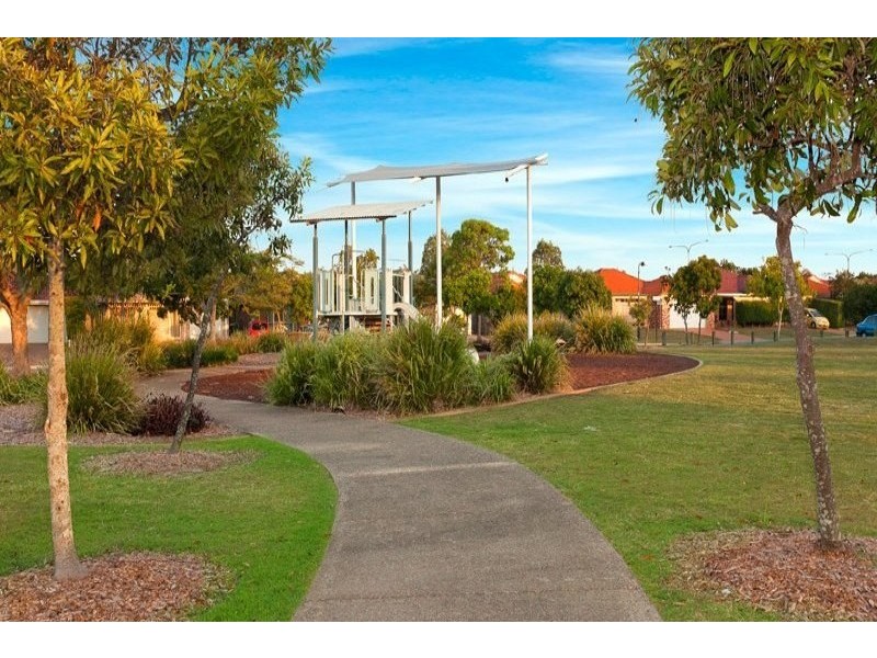 10 Monaghan Crescent, North Lakes QLD 4509