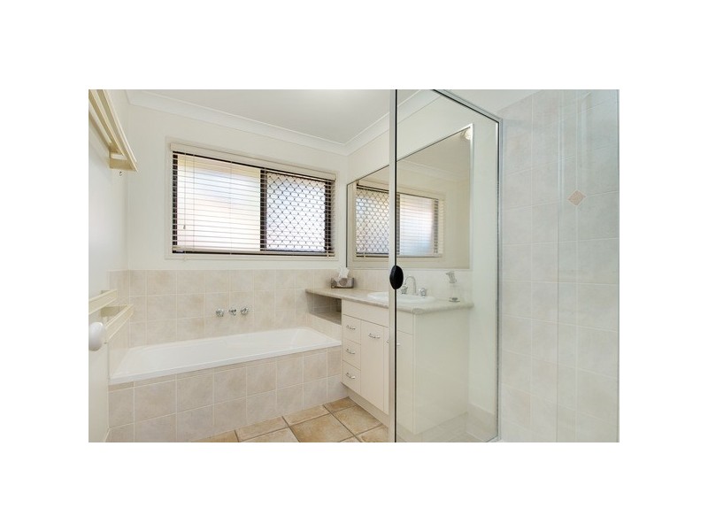 7 McNiven Court, North Lakes QLD 4509