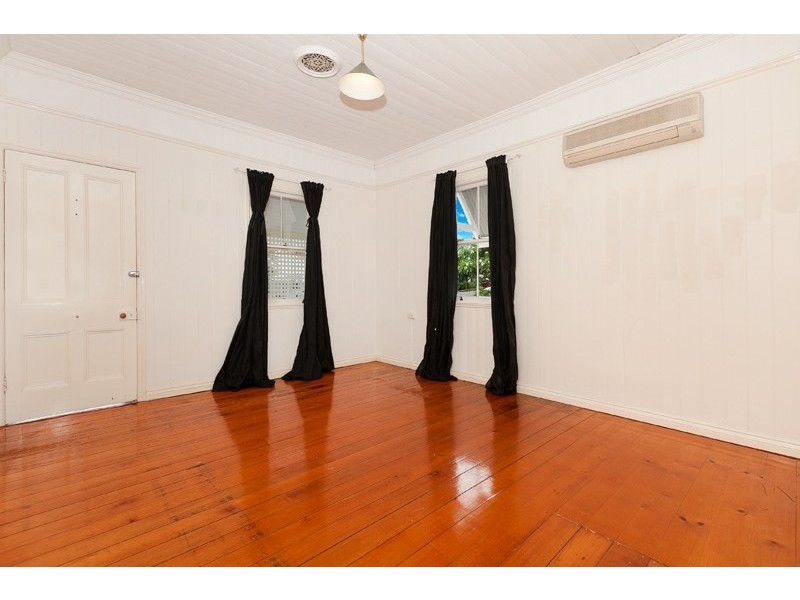 14 Arthur Terrace, Red Hill QLD 4059