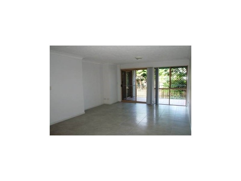 1/11 Eversley Terrace, Yeronga QLD 4104