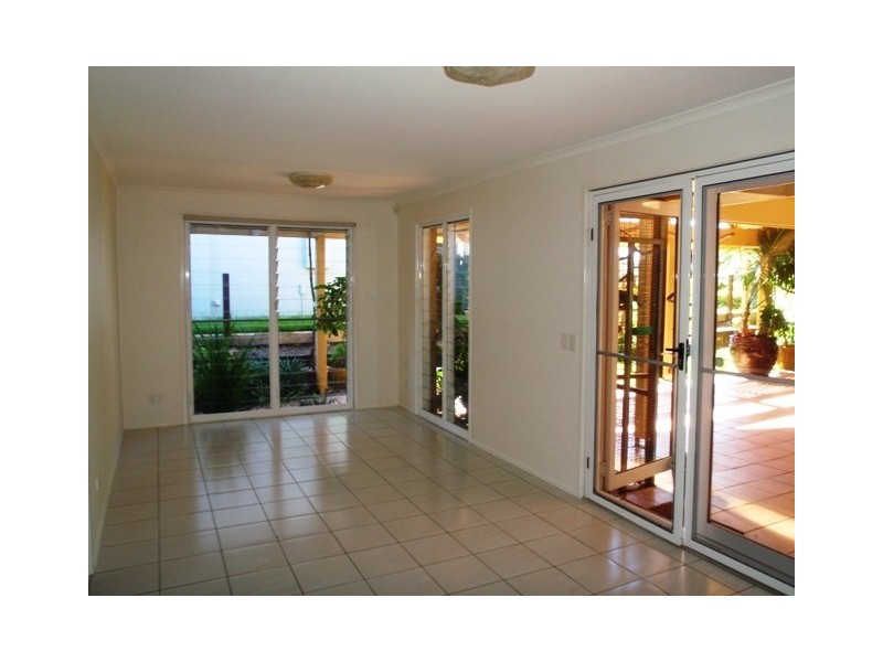 1 O’quinn Street, Nudgee Beach QLD 4014