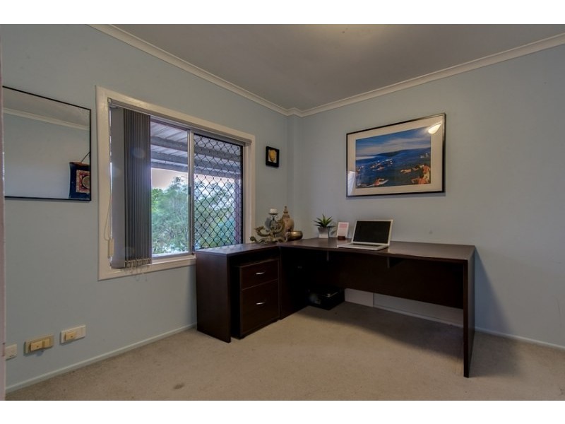 21 Wandearah Crescent, Ferny Hills QLD 4055