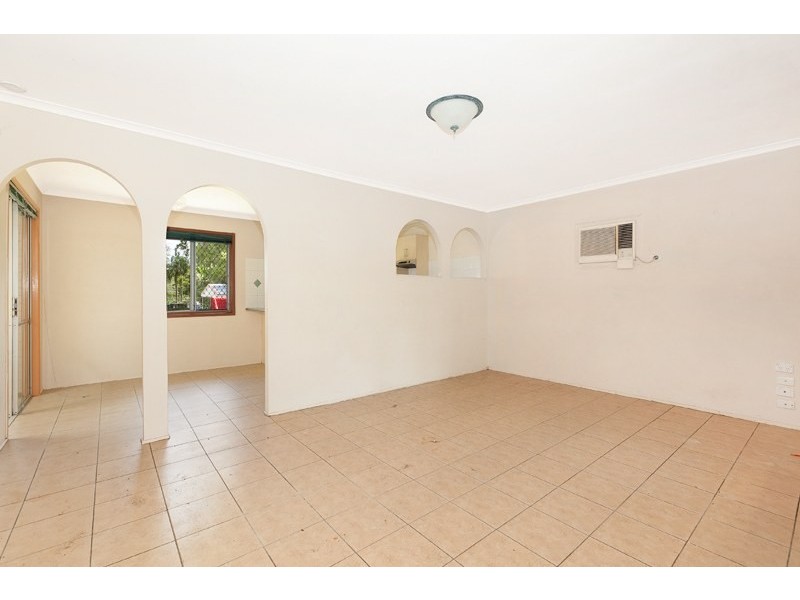 47 Redbank Plains Road, Goodna QLD 4300