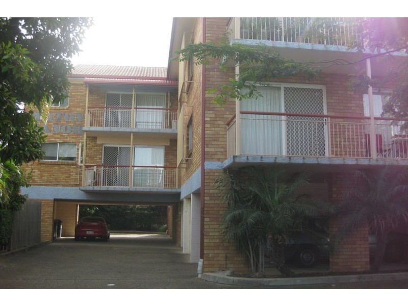 2/9 Walsh Street, Milton QLD 4064