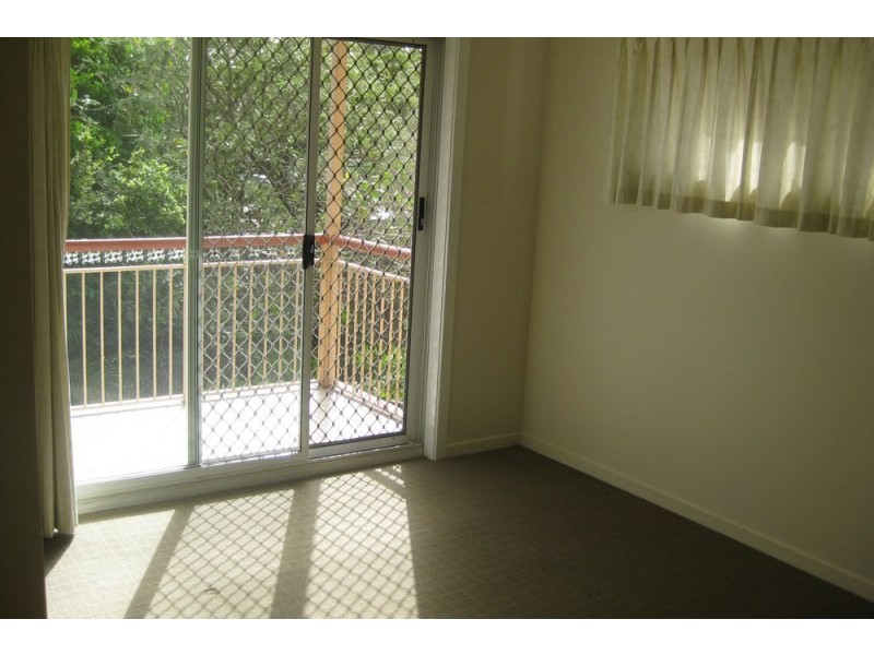 2/9 Walsh Street, Milton QLD 4064