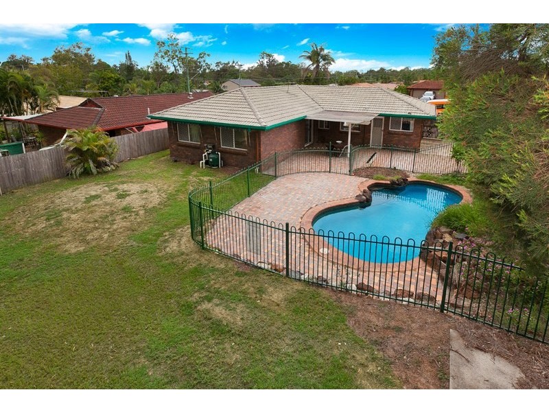 144 Emerald Drive, Regents Park QLD 4118