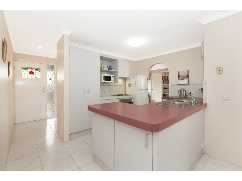 144 Emerald Drive, Regents Park QLD 4118
