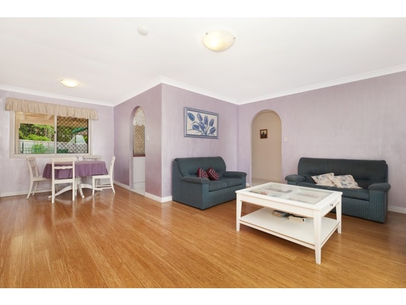144 Emerald Drive, Regents Park QLD 4118