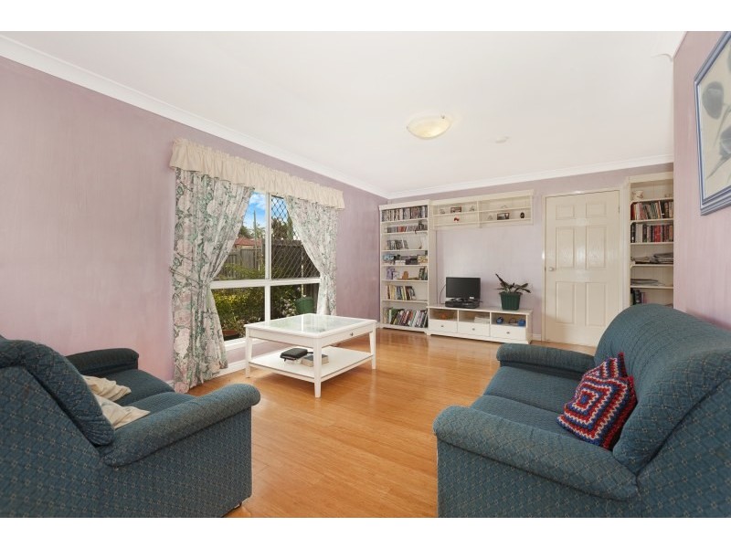144 Emerald Drive, Regents Park QLD 4118