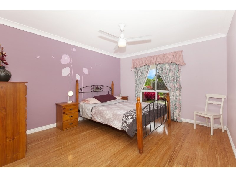144 Emerald Drive, Regents Park QLD 4118