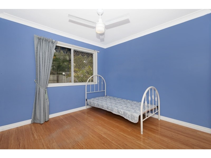144 Emerald Drive, Regents Park QLD 4118