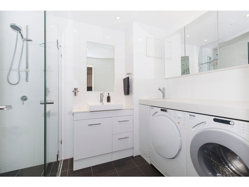 325/71 Beeston Street, Teneriffe QLD 4005