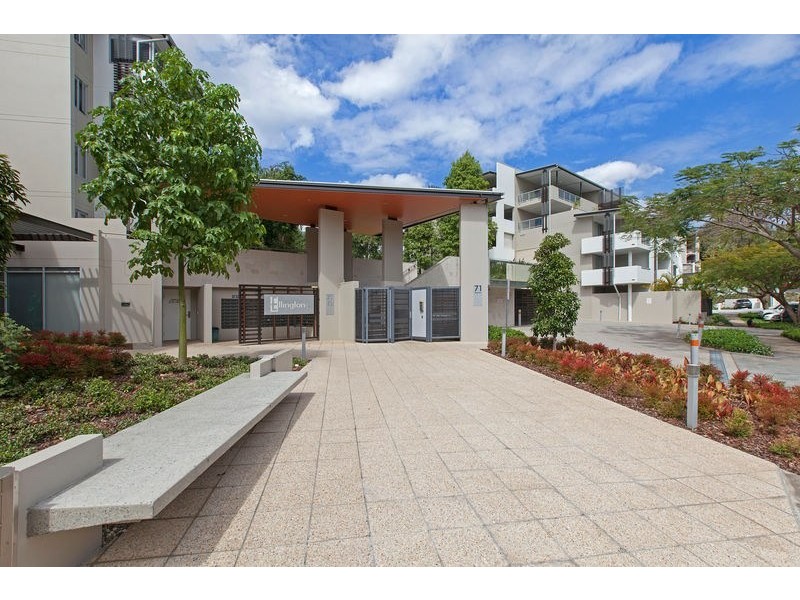 325/71 Beeston Street, Teneriffe QLD 4005