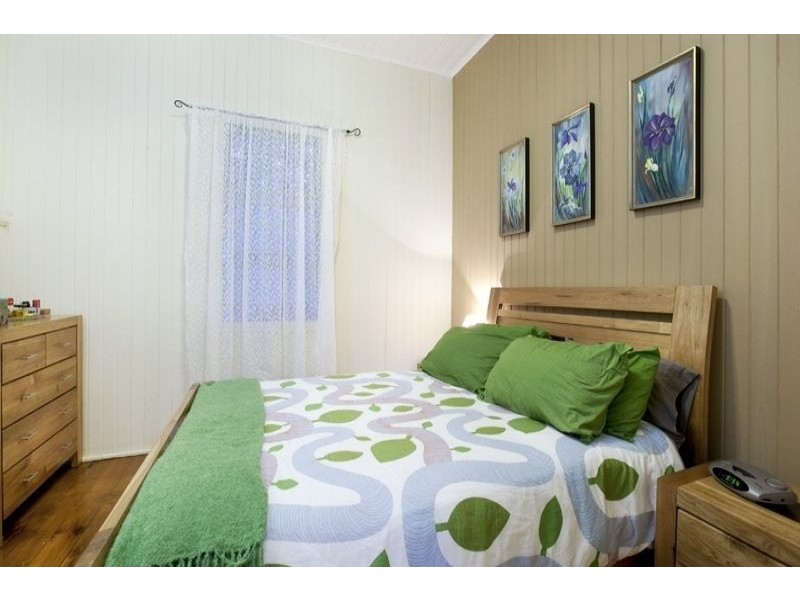 25 Albert Street, Woolloongabba QLD 4102