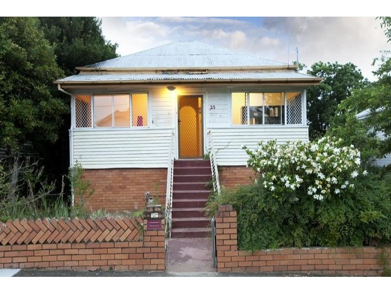 25 Albert Street, Woolloongabba QLD 4102