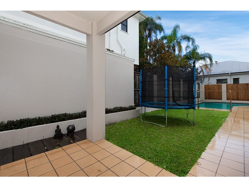 101 Coventry Street, Hawthorne QLD 4171